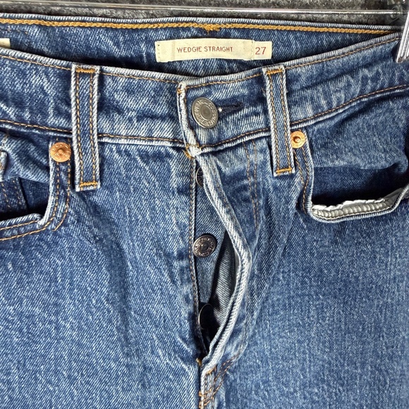 Levis Jeans Wedgie Straight Mid Wash Cut Off Womens Size 27x26 #1832 - Picture 3 of 11
